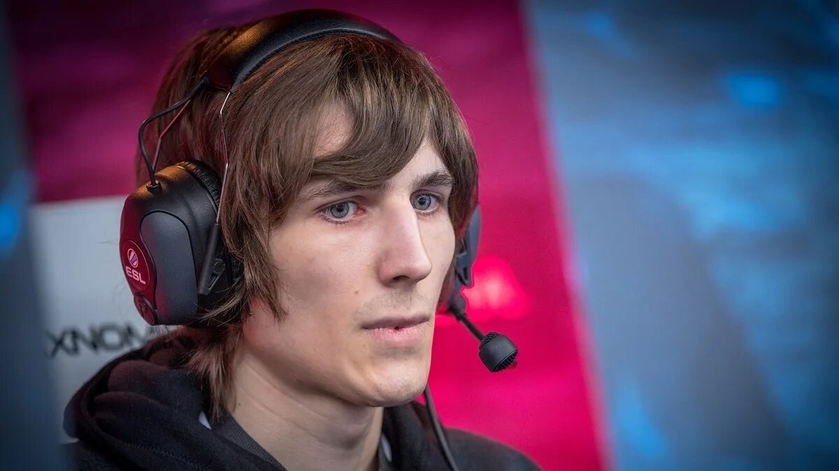 Мипо дота 2. Богдан василенко нави. Школогайд дота 2. Роман 666 рамзес. Дота 2 школота.