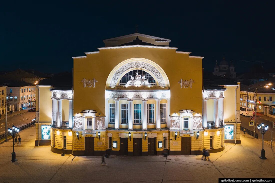 Город русского театра золотое кольцо. Волковский театр Ярославль. Ярославский театры в Ярославле. Ярославль с высоты - столица золотого кольца. Ярославль золотое кольцо России театр.