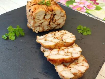 Рулет из курицы в рукаве