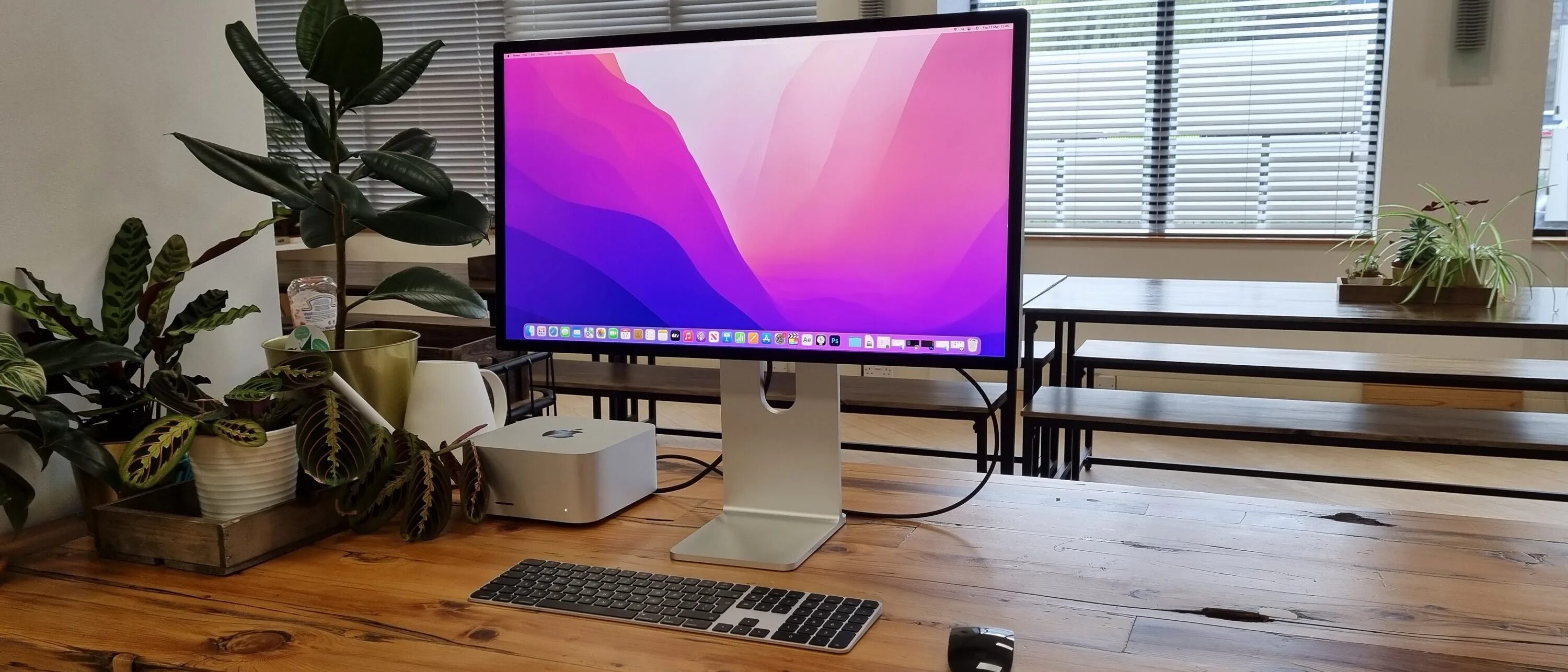 Apple display 5k. Apple studio display. apple studio 27. apple studio display vesa. apple studio display 27.