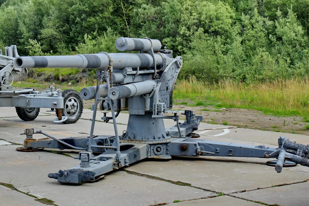 88 мм flak. 88-Мм зенитки Flak 18/36/37. 88-Мм зенитная пушка Flak 18/36/37. 88-Мм Flak 18/36/37. Flak 36/37 88мм.