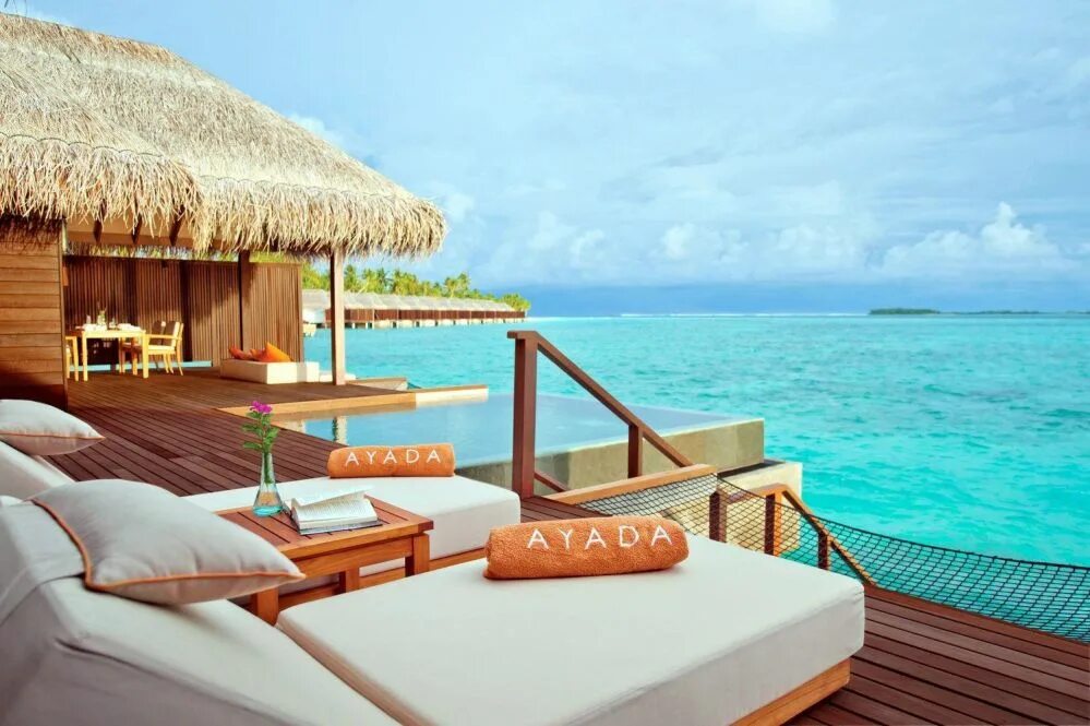 Мальдивы информация. Мальдивы отель ayada maldives. ayada maldives 5 мальдивы. отель резорт мальдивы. бунгало на мальдивах.