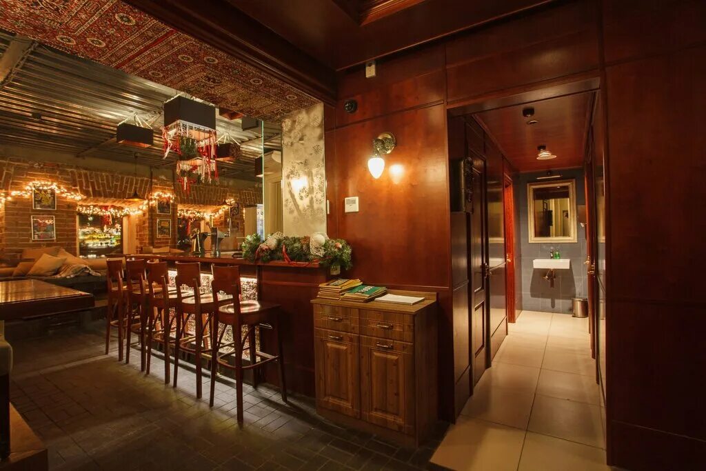 Кафе бары екатеринбург. Кафе бары екатеринбург. Кафе шоколад. Berry bar екатеринбург. Кафе бары екатеринбург.