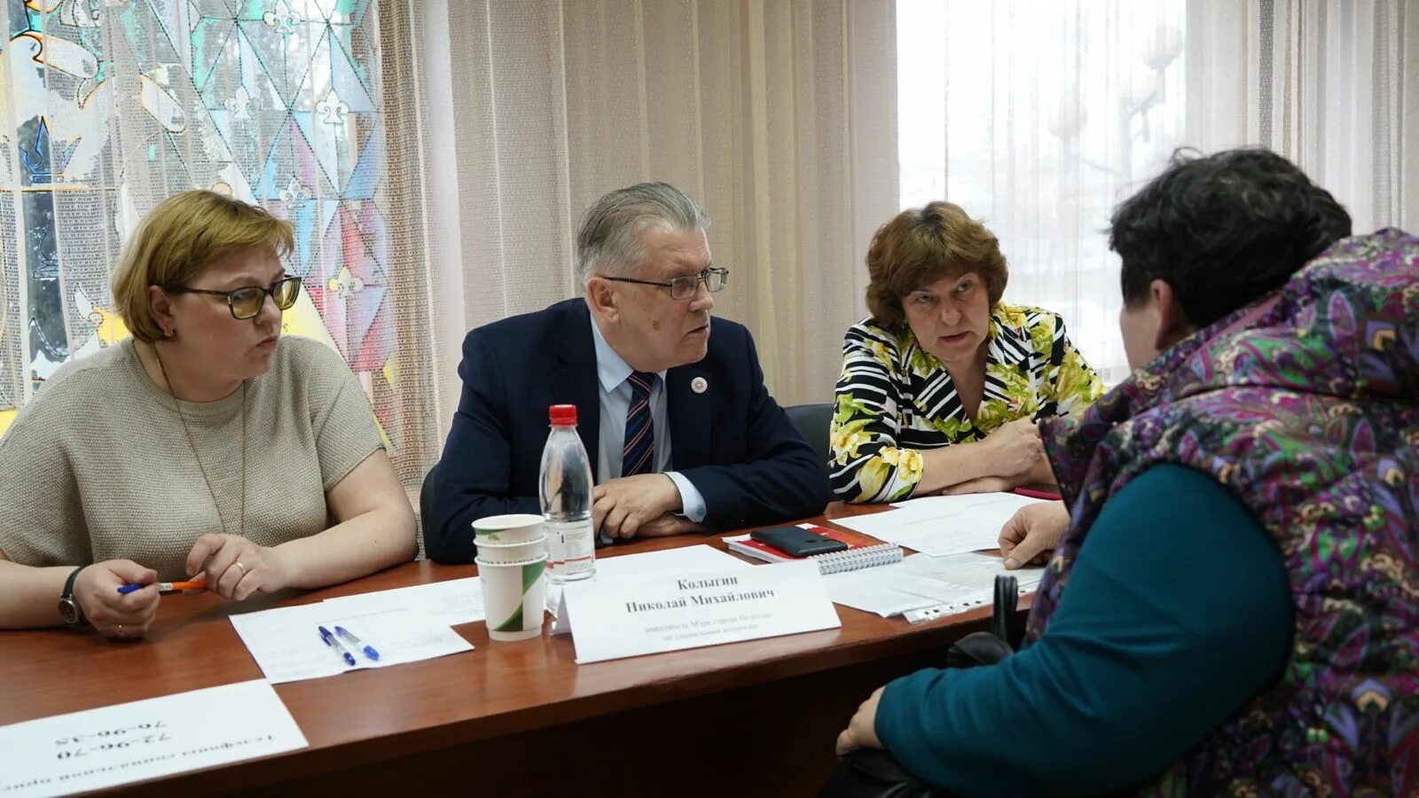 Социальный вологда центр сайт. Приемные родители. Администрация города Вологды сво. Единый центр сво Вологда. Семья Якимовых Вологда.