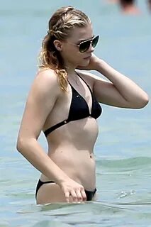 Chloe grace moretz swimsuit