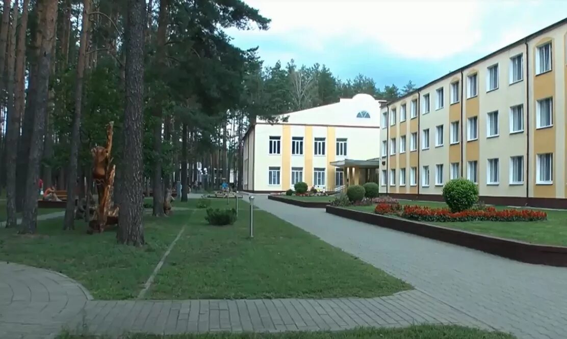 фотография санатория летцы белоруссия. санаторий приозерный беларусь. санаторий сосны беларусь. кисловодск санаторий радон. путёвка в санаторий для пенсионеров.