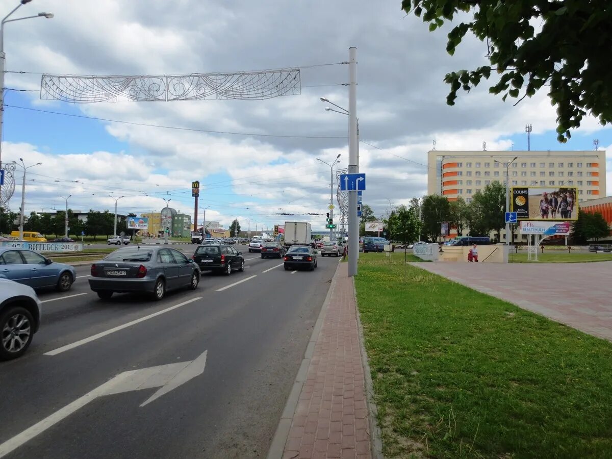 Ул бровки минск. Улица Петруся бровки Витебск СДЭК. Витебск Московская улица. Витебск Московский проспект. Московский проспект 72.