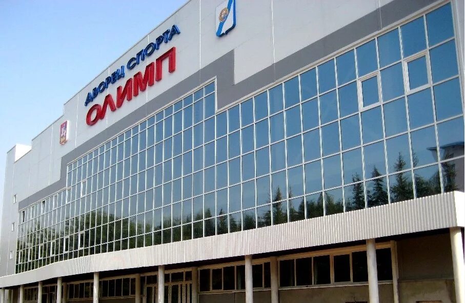 Ледовая арена ковров. Каток лидер ивантеевка. Ледовый дворец в ясенево. Каток лидер ивантеевка. Каток лидер ивантеевка.