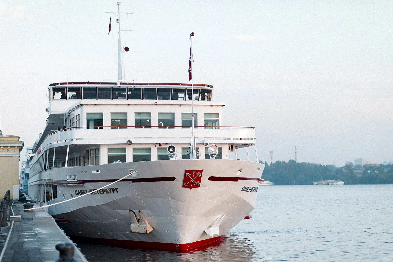 Vodohod neva. Vodohod neva. Vodohod neva. Водоход москва. Речной круиз водоход теплоход нижний новгород.