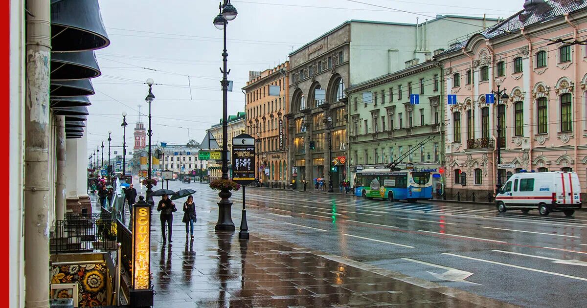 Обычная погода в питере. Климат Питера. Дождливый Московский проспект в СПБ.