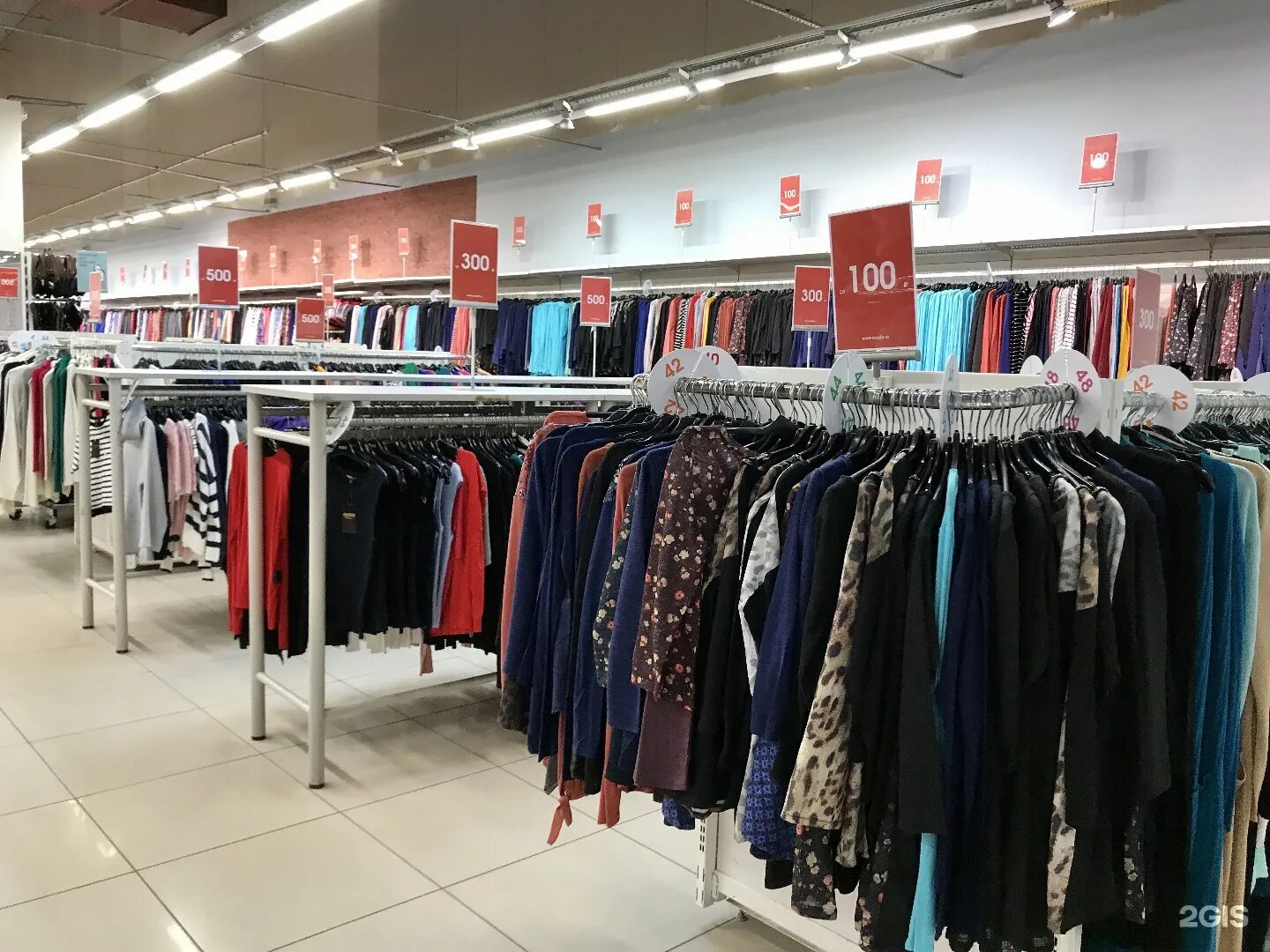 магазин женской одежды мурманск. верхняя одежда мурманск магазины. магазин женской одежды мурманск. брендовые магазины одежды в россии. магазин одежды арт ани.