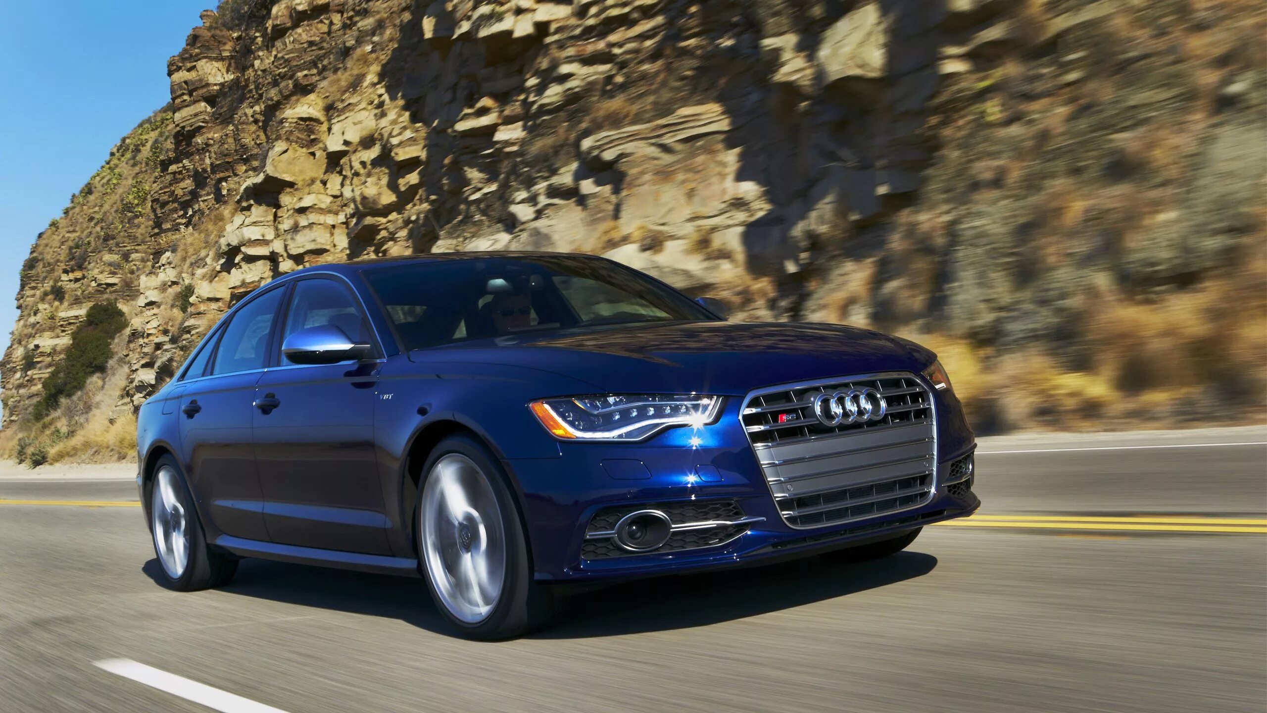А6 синий. Audi s6 2013. Синяя Audi s6. Ауди а6 синяя. Ауди а6 темно синяя.