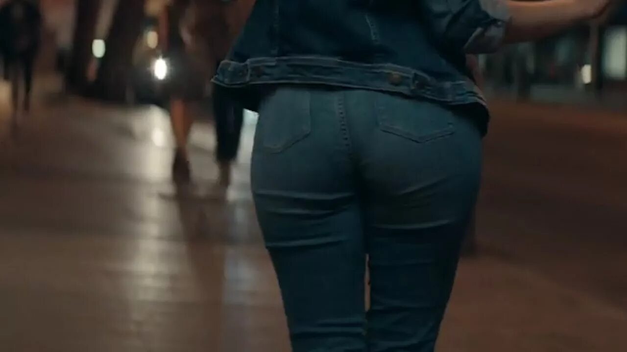 Butt scene