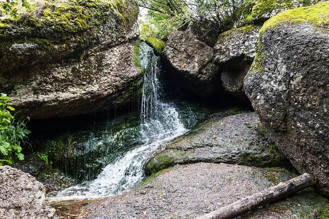 Кук караук башкортостан водопад. Кук Караук Башкирия. Водопад Кук Караук летом. Водопад Кук Караук осенью.