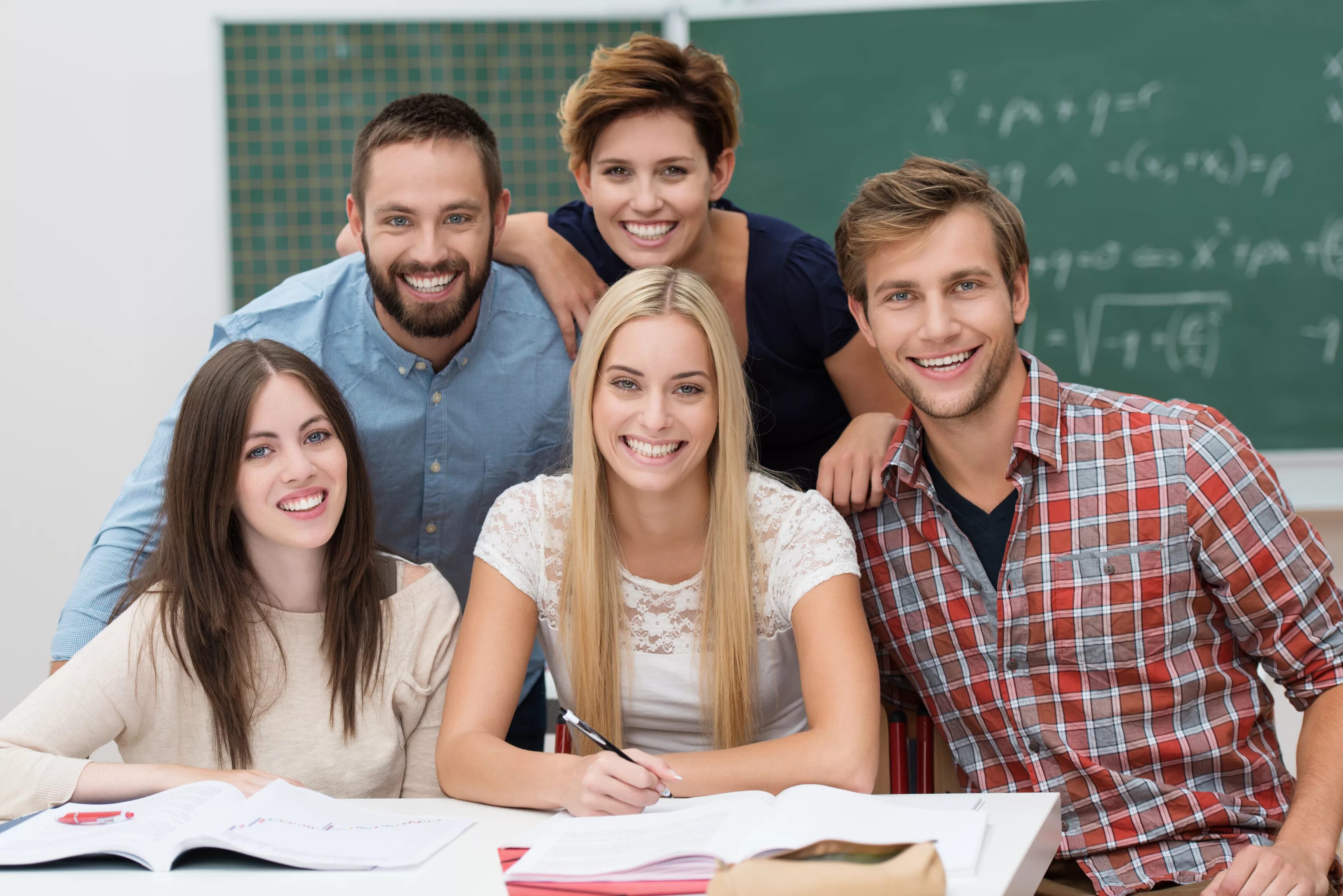 Студенты. Красивый студент. Группа студентов. Фотографии групп студентов. Students fun