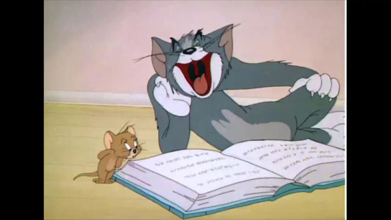 Читай том и ход. Том смеется. Том книга. Кот том смеется. Том и Джерри книга.