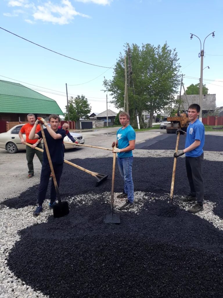 Строительство эксплуатация автомобильных дорог и аэродромов. Строитель дорог и аэродромов. Эксплуатация автомобильных дорог и аэродромов. Проект для студентов дорожников. Строительство дорог.