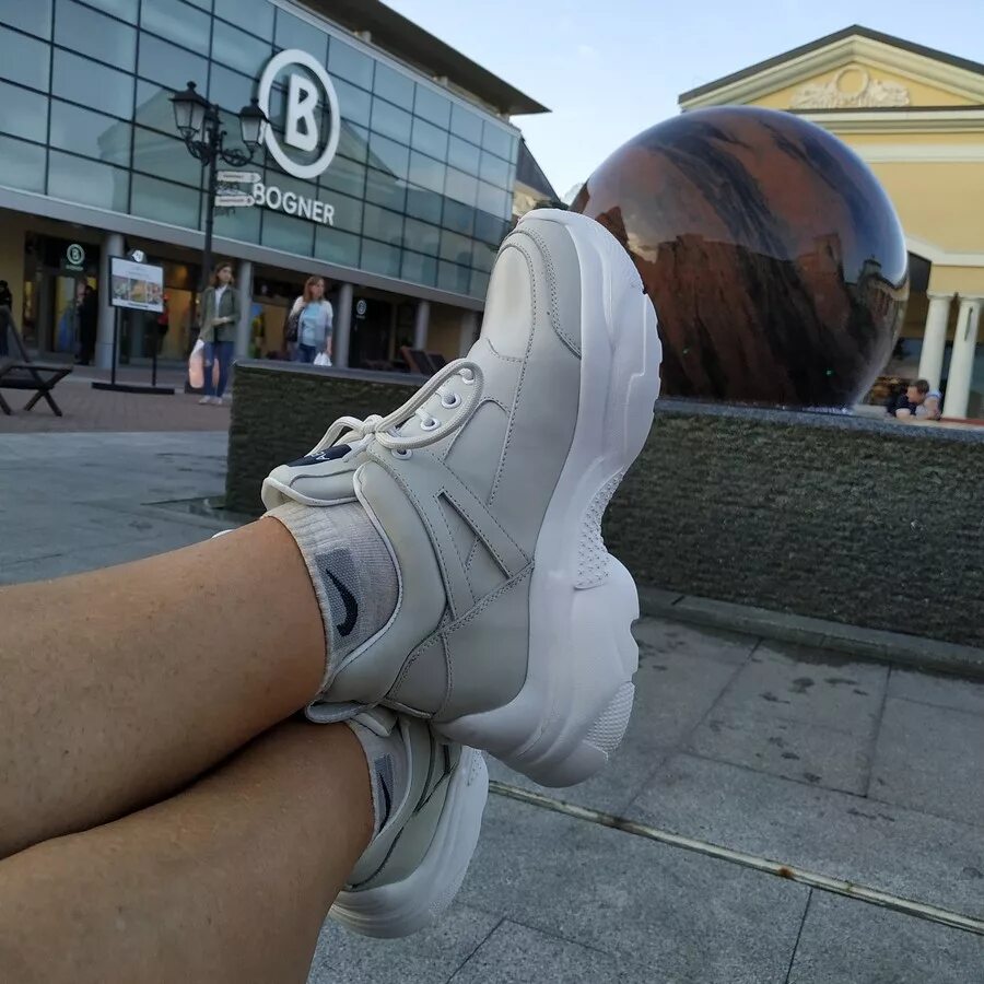 Аутлет белая дача найк дисконт. Найк аутлет белая дача. Аутлет виладж котельники. Найк аутлет белая дача. Найк дисконт аутлет белая.