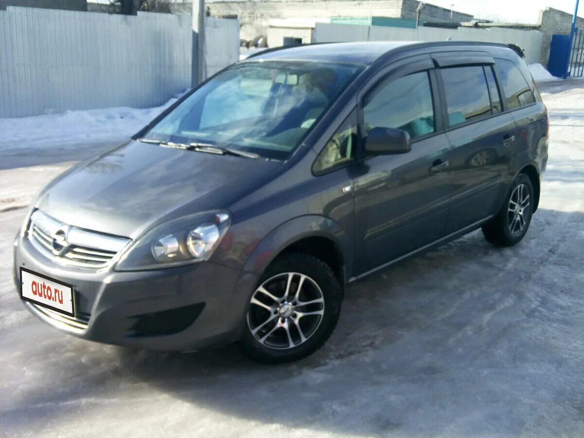 Опель зафира б 2012 года. Опель Зафира 2012. Zafira b 2012. Opel Zafira 1.8 AMT, 2006 тюнинг. Опель Зафира б черный фото.