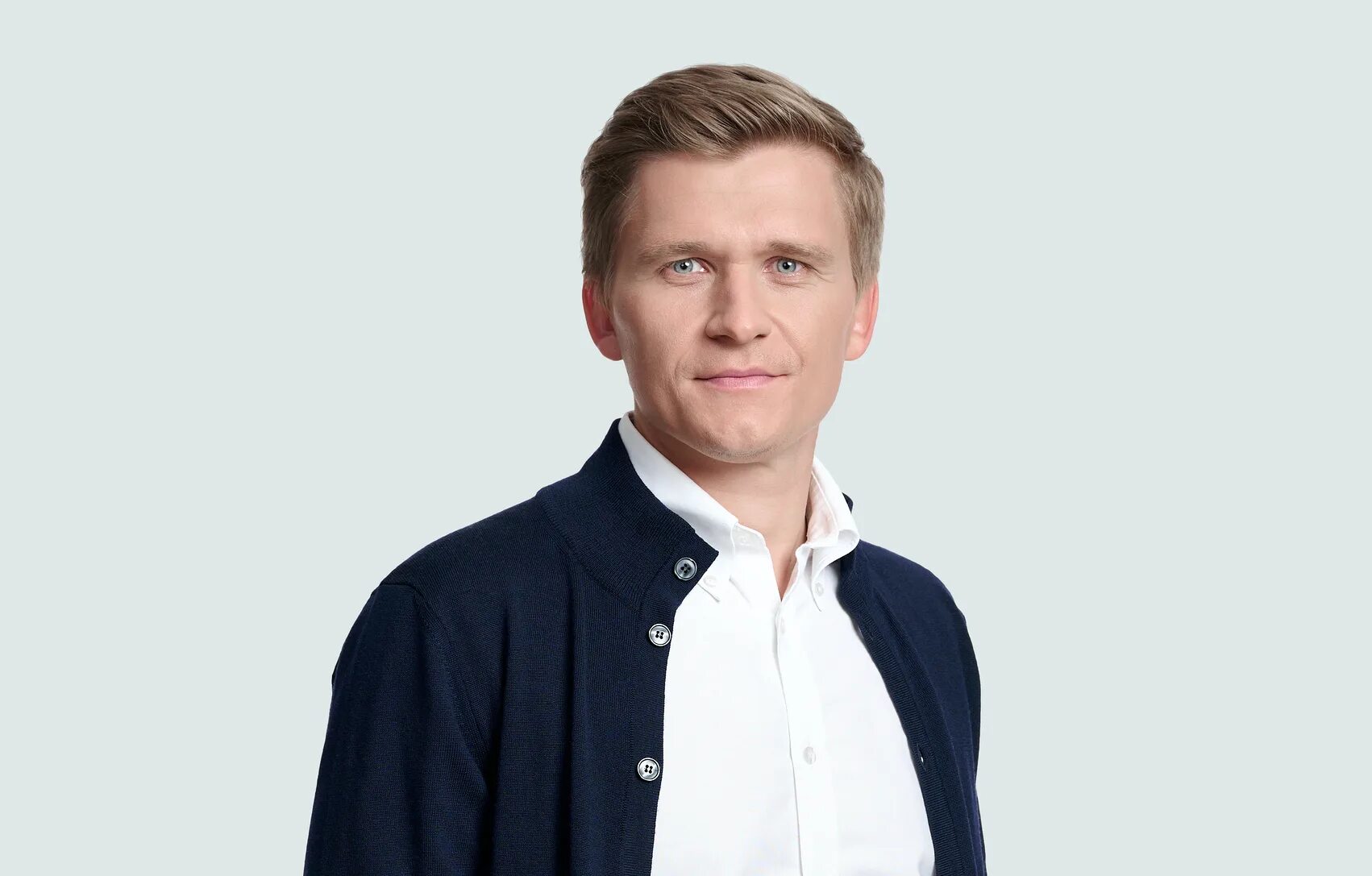 Дмитрий михолап тюмень вк. Alexander x. Alexander x. Александр ванг alexander wang одежда. Кс александр.