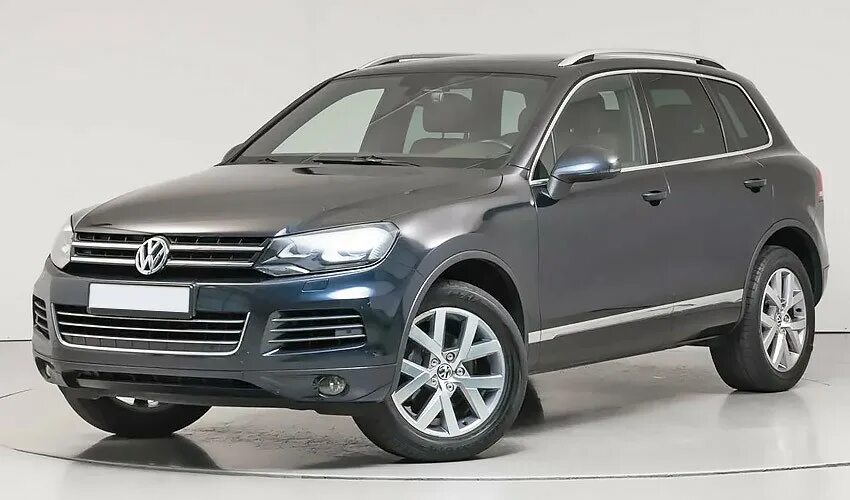 Купить туарега дизеля авито. Фольксваген Туарег 3. VW Touareg 2. Фольксваген Туарег 2012 года 3.0 дизель. Volkswagen Туарег 2012.