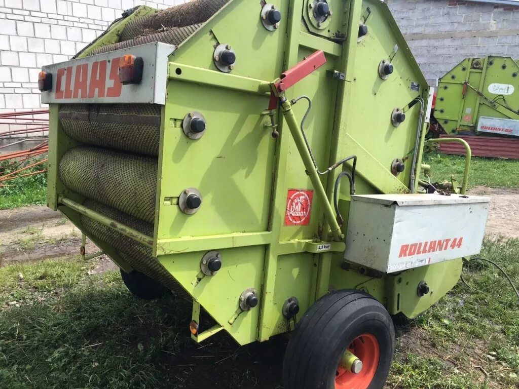 CLAAS 1080 пресс подборщик. Подборщик сена CLAAS Rollant 240. Пресс-подборщик рулонный class 110. Пресс подборщик Клаас 44. Пресса подборщики в красноярске