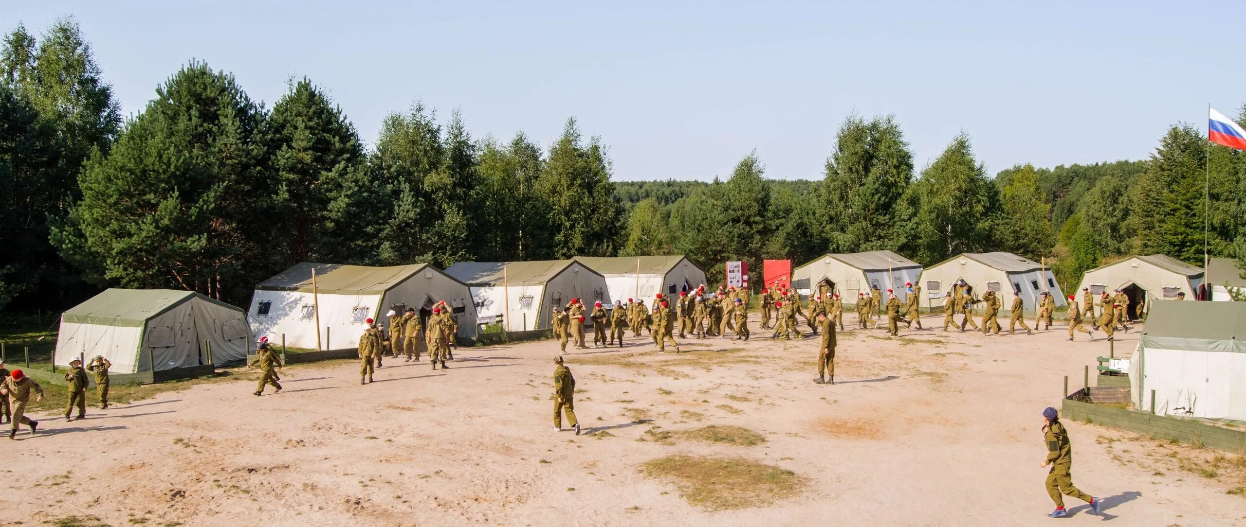 Дол берет. Военный лагерь Партизан Нижний Новгород. Лагерь Партизан Ковернинский район. Партизан Нижегородская область детский лагерь. Лагерь Партизан в Тучково.