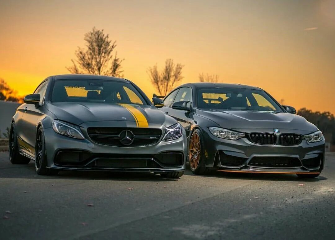 Бмв м5 амг. AMG 63 vs BMW. BMW c63 AMG. Мерседес АМГ м4. БМВ м4 АМГ.