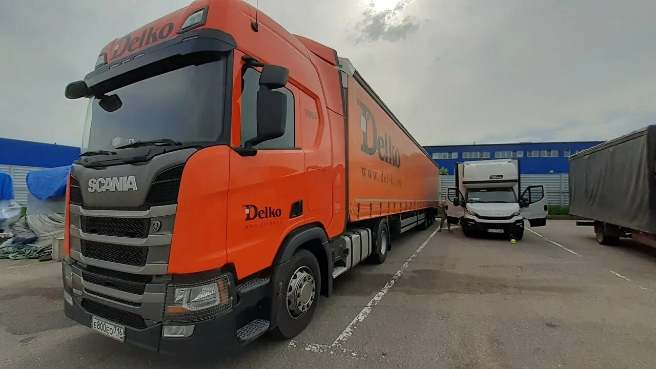 360. Дальнобой на скании. Делко набор водителей категории е. Робота в вологде водитель категории е авито. Водитель категории е.
