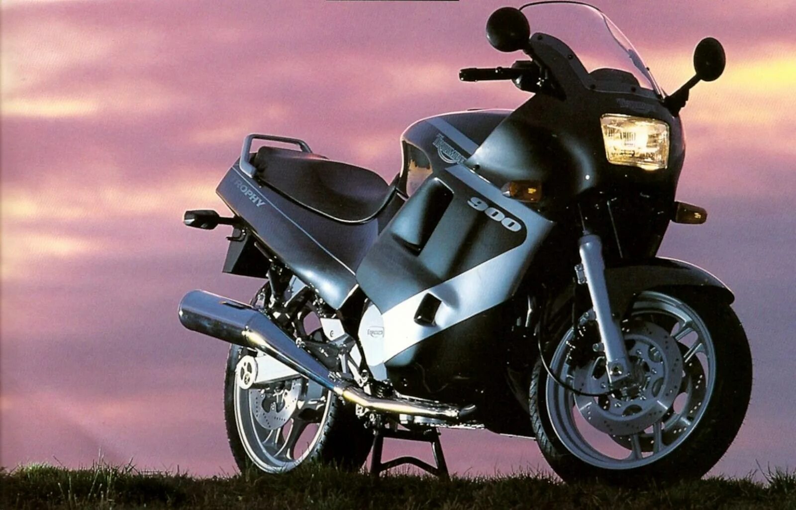 Триумф трофи. Триумф трофи 900. triumph trophy. triumph турист. мотоцикл триумф турист.