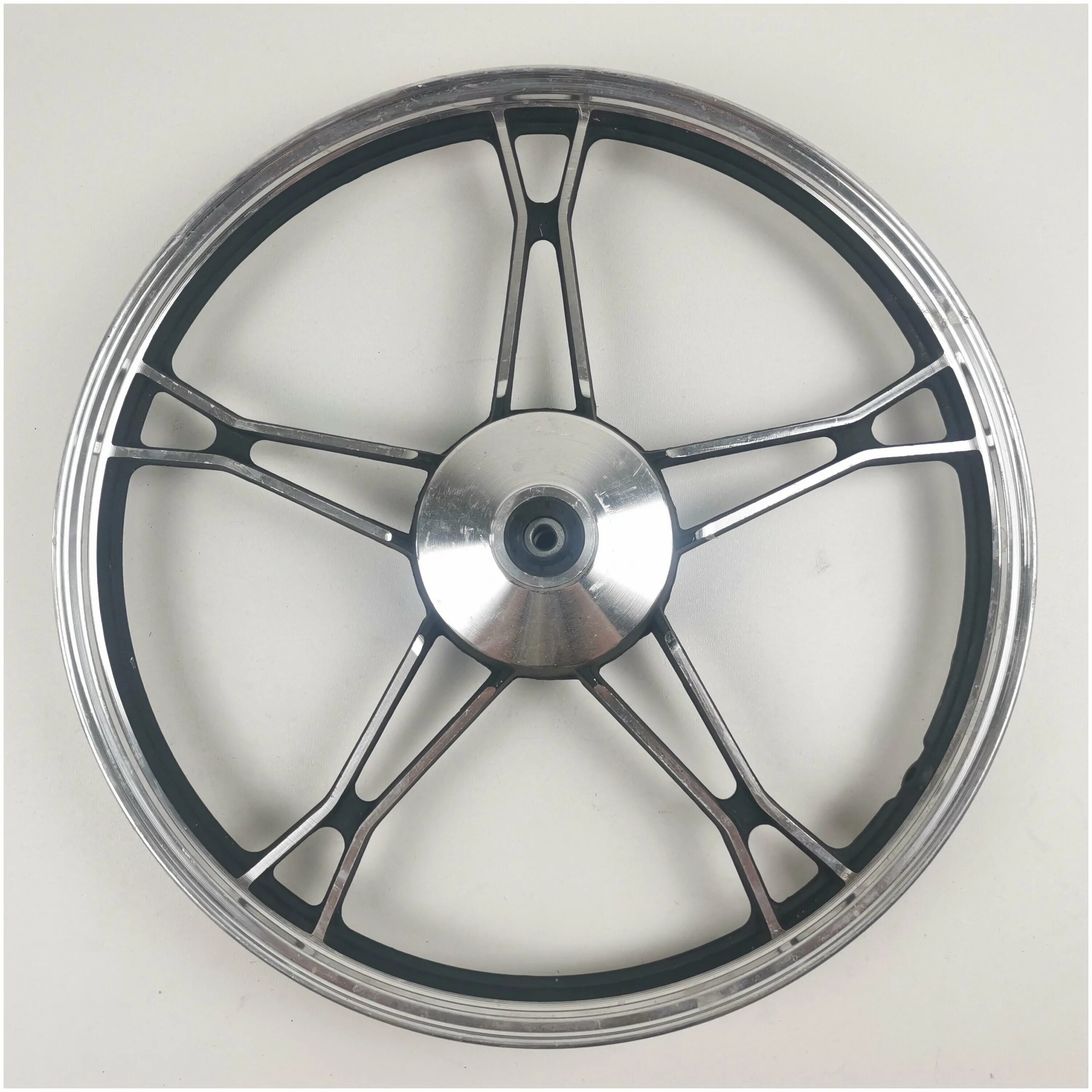 диски на мопед. диски для мопеда 17 дюймов. литое колесо мопед альфа. диски на мопед. обод передний литой voyage 200.