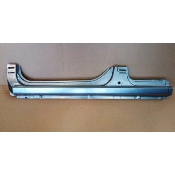 передний левый порог