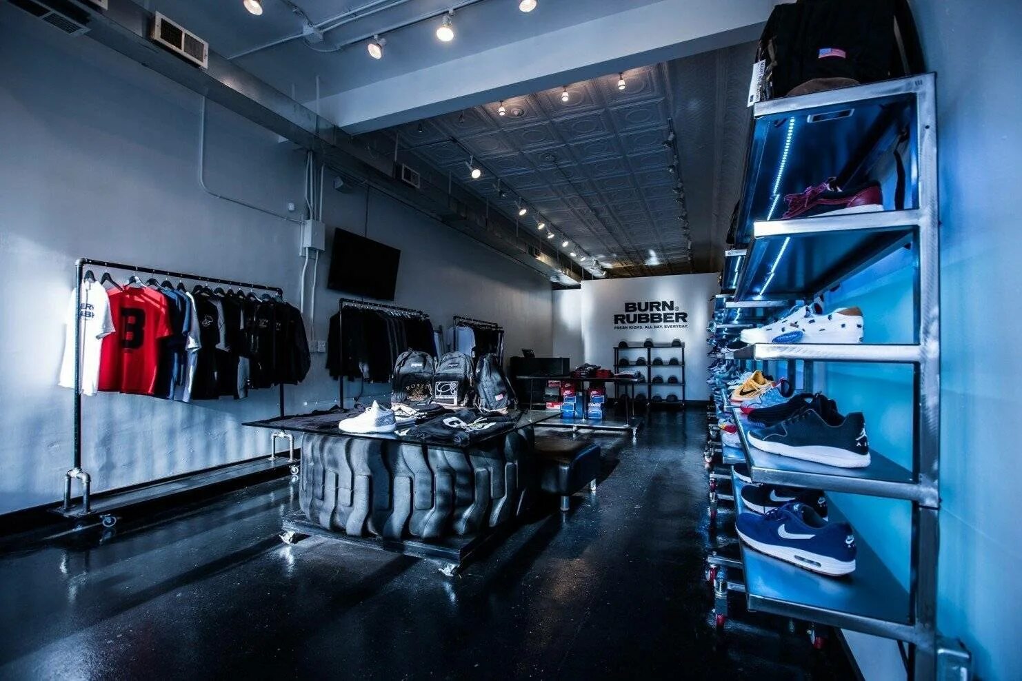 Демон драйва. Sophie ponyboy. Sophie unreleased. Burn rubber. Sophie burn rubber.