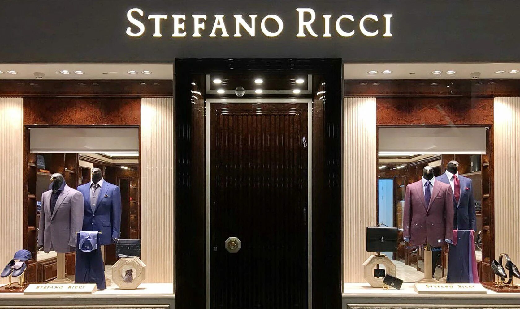 Stefano ricci paris. Stefano ricci бутик. стефано ричи мужская одежда. стефано риччи бутик лондон. стефано ричи питер.