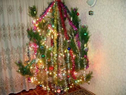 Как украсить живую сосну