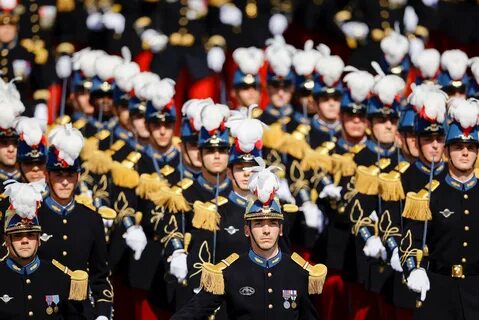 Национальный праздник франции отмечают