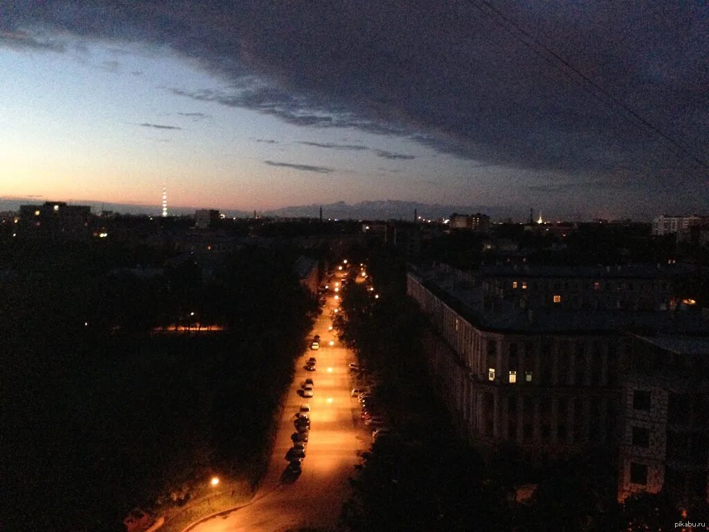 Днем высокое ночью низкое