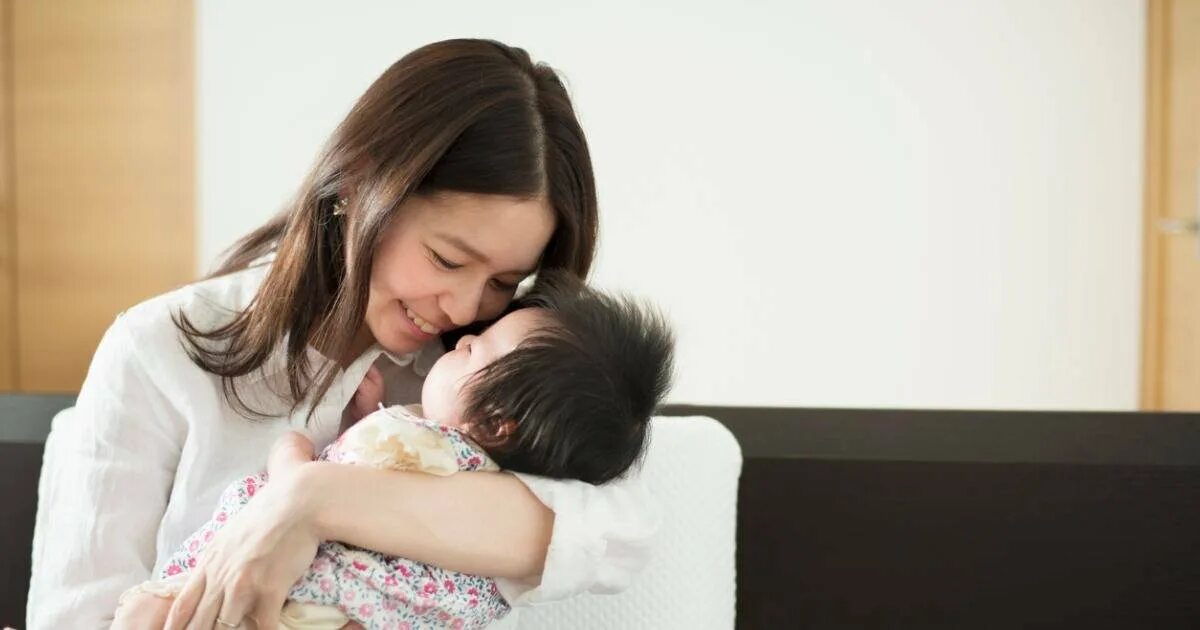 Young mother like. Молодые мамы в Корее. Мама молодая Япония. Young mother 2012 Корея. Молодая мама 3.