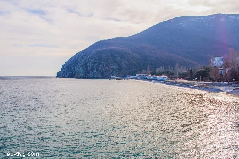 артек медведь гора. бетонный пляж партенит. аю даг партенит. парк айвазовского античный сад. вода партенит.