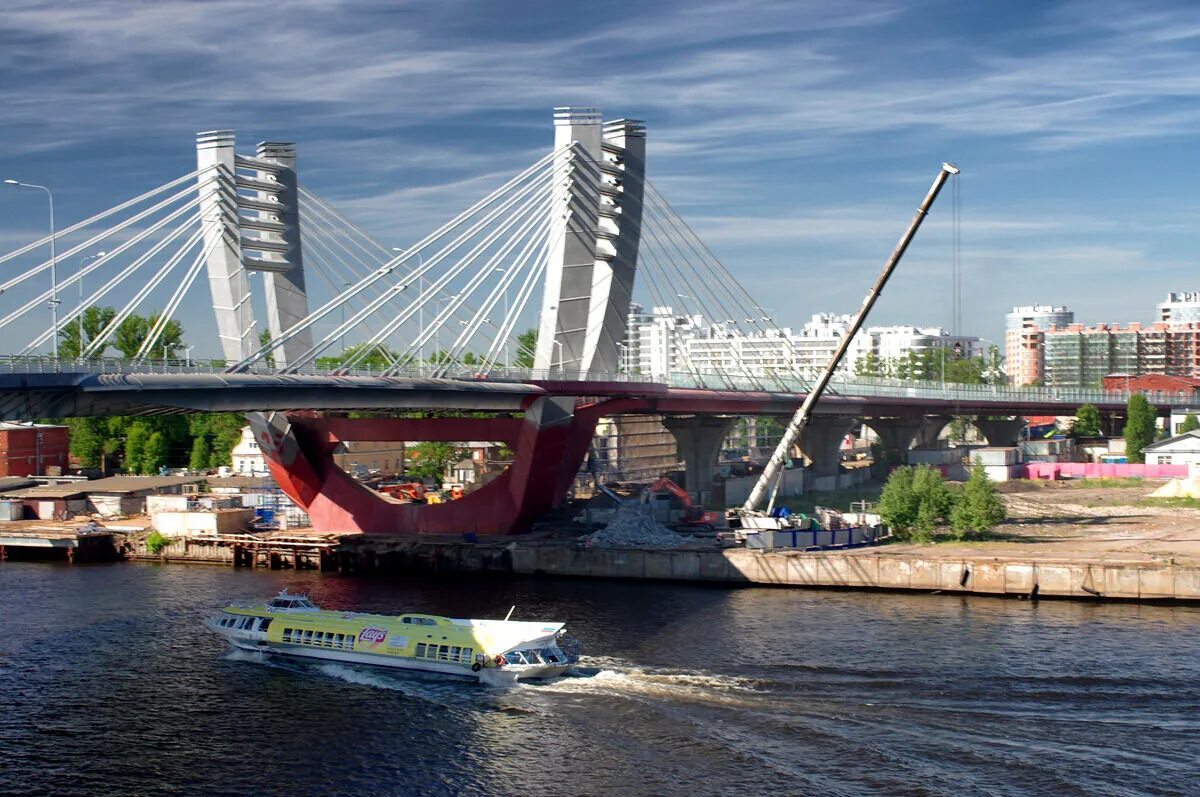 Мост на васильевский остров. Мост Бетанкура в Санкт-Петербурге. Вантовый мост Бетанкура в Санкт-Петербурге. Вантовый мост Санкт-Петербург Васильевский остров. Мост Бетанкура Васильевский остров.