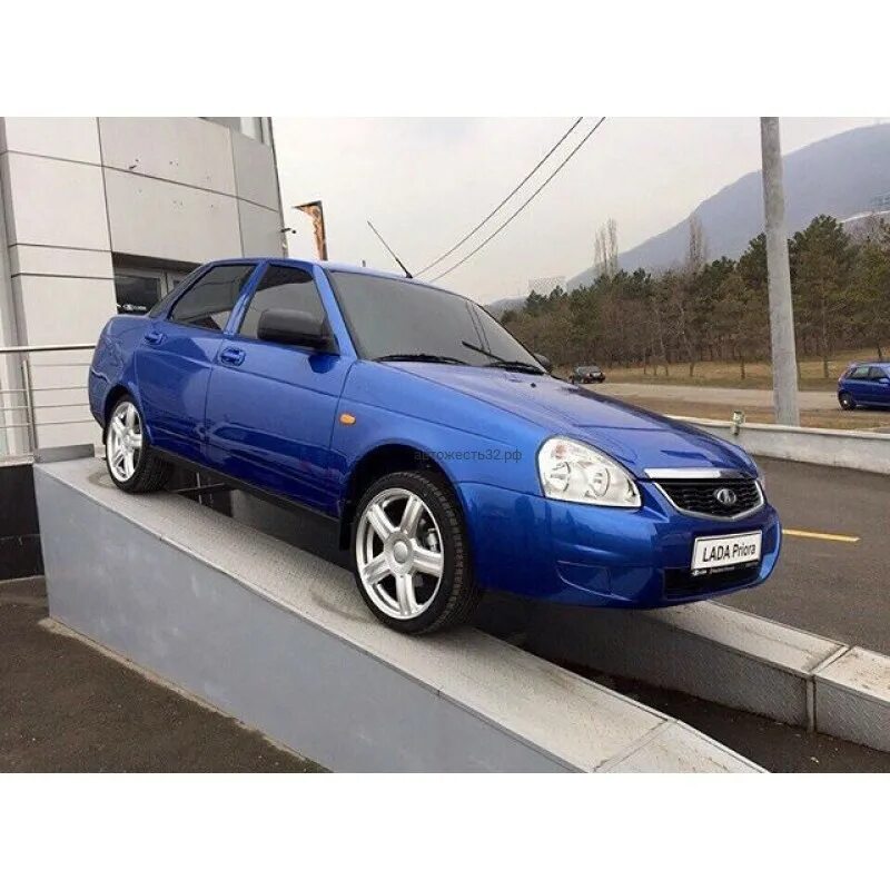 лада приора мускари. голубая приора 2. приора 2 седан голубая планета. лада приора 106. цвета приоры голубая.
