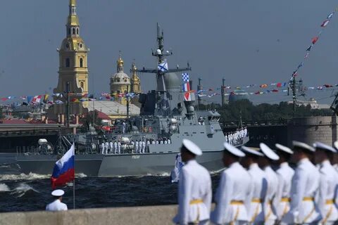 Главный военно морской парад