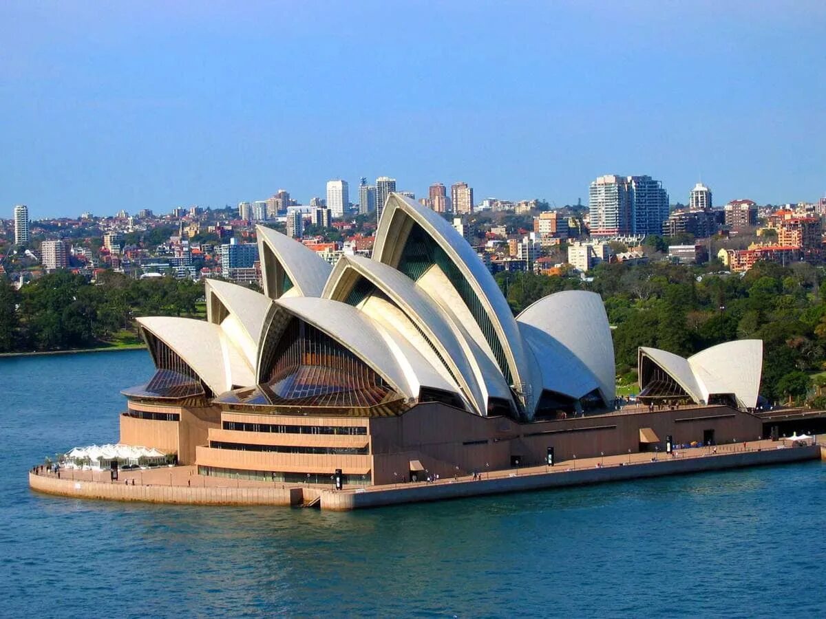 Всемирно известные здания. Сиднейский оперный театр, Сидней, Австралия. Оперный театр в Австралии. Сиднейский оперный театр театр в Австралии. Сиднейский оперный театр достопримечательности Австралии.