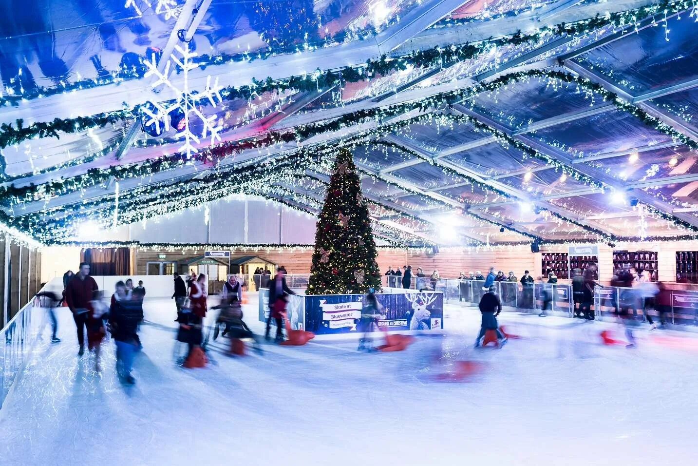 Каток перевод на русский. Ice Skating Rink. Коток. Каток. Современный каток.