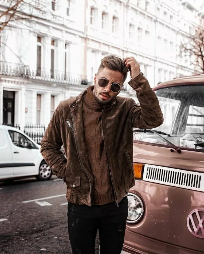 куртка мужская зима 2022 остин. стильные луки для мужчин 2023. Moncler мужская коллекция осень зима 2021. мужские куртки тренд 2024. модные мужские зимние куртки 2022.