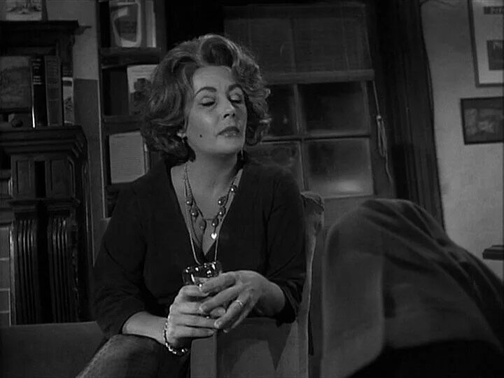 Кто боится вирджинии вульф содержание. Элизабет тейлор вирджиния вульф. Кто боится вирджинии вульф. Who's afraid of virginia woolf? (1966). Кто боится вирджинии вульф тейлор.