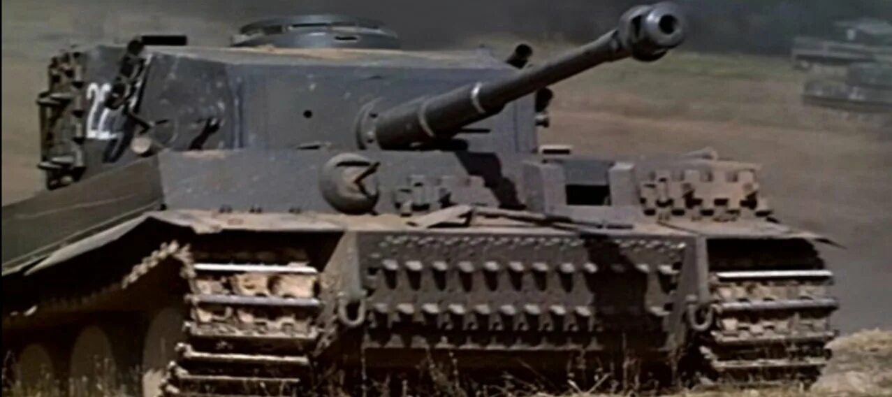 Немецкие танки в советских фильмах. Т44 танк в роли тигра. Тигр т-44. Танк тигр т44.