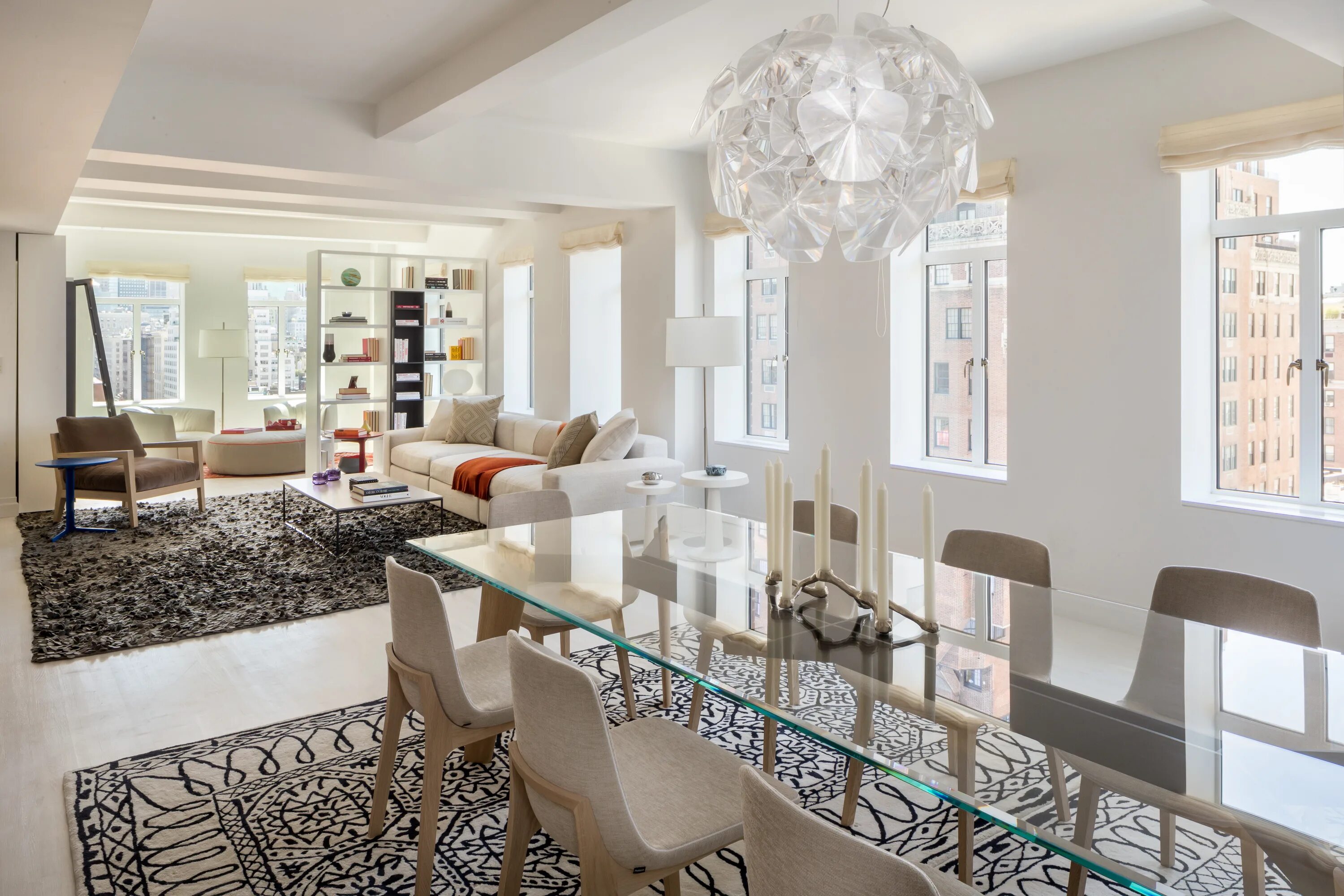 электрика в интерьере. квартира стильная современная. интерьер маленькой квартиры. огромное свободное помещение минимализм. башня федерация пентхаус 95 этаж.