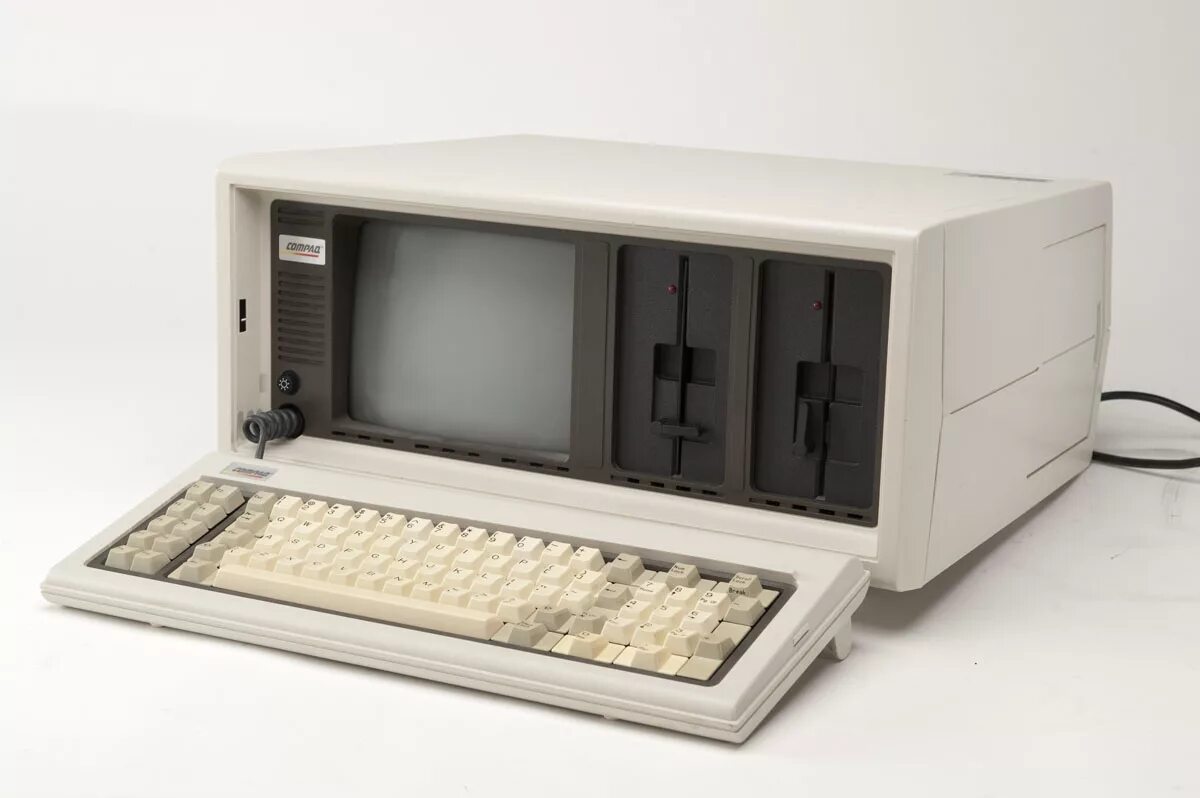 Ibm совместимые. Модель IBM PC 5150.. Портативный компьютер IBM 1984. Compaq Portable 386. Ноут Compaq 1980.