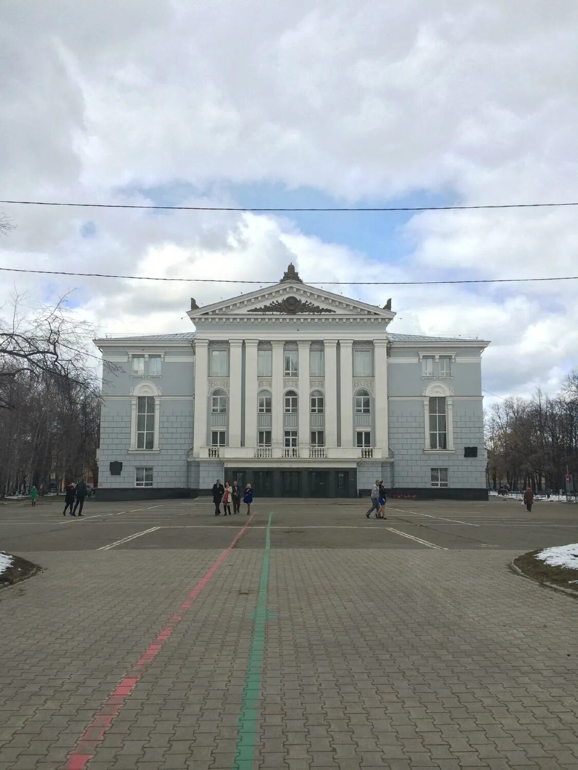 Пермский Академический театр ОП.... Театр оперы и балета Пермь. Театр оперы и балета им Чайковского Пермь. Театр Чайковского Пермь.